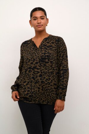 Kaffe Curve - Bluse i flot print